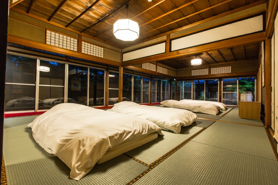 写真提供:善光寺